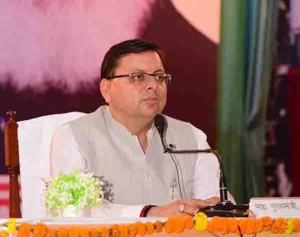 सीएम पुष्कर सिंह धामी ने युवाओं से किया संवाद