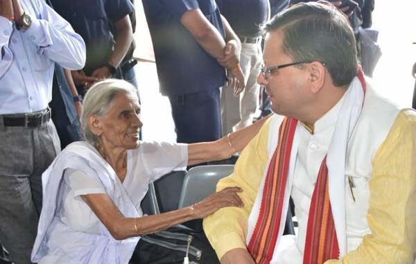 बुजुर्ग स्वतंत्रता संग्राम सेनानी श्रीमती रामप्यारी ने मुख्यमंत्री को पत्र भेजकर जताया आभार