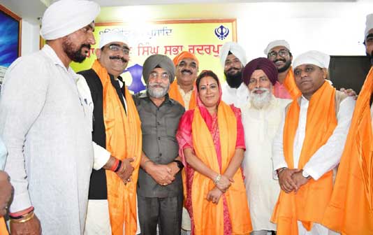 प्रकाश पर्व के रूप में मनाए जाने वाला यह अवसर हमें अंधियारे से उजियारे की ओर आगे बढ़ाने का संदेश देता है : रेखा आर्या
