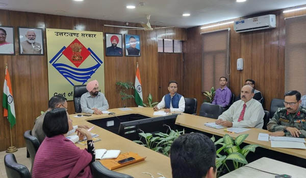 मुख्य सचिव डॉ. एस.एस. संधु ने ली चारधाम यात्रा मार्ग से सम्बंधित अधिकारियों की बैठक